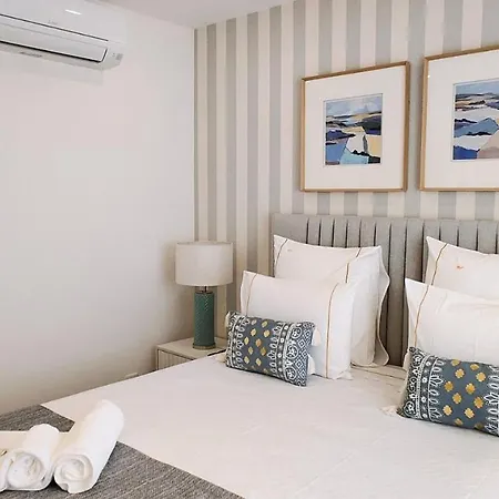 Holidays Centro شقة *