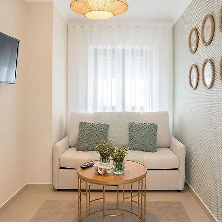 Holidays Centro شقة نازاريه